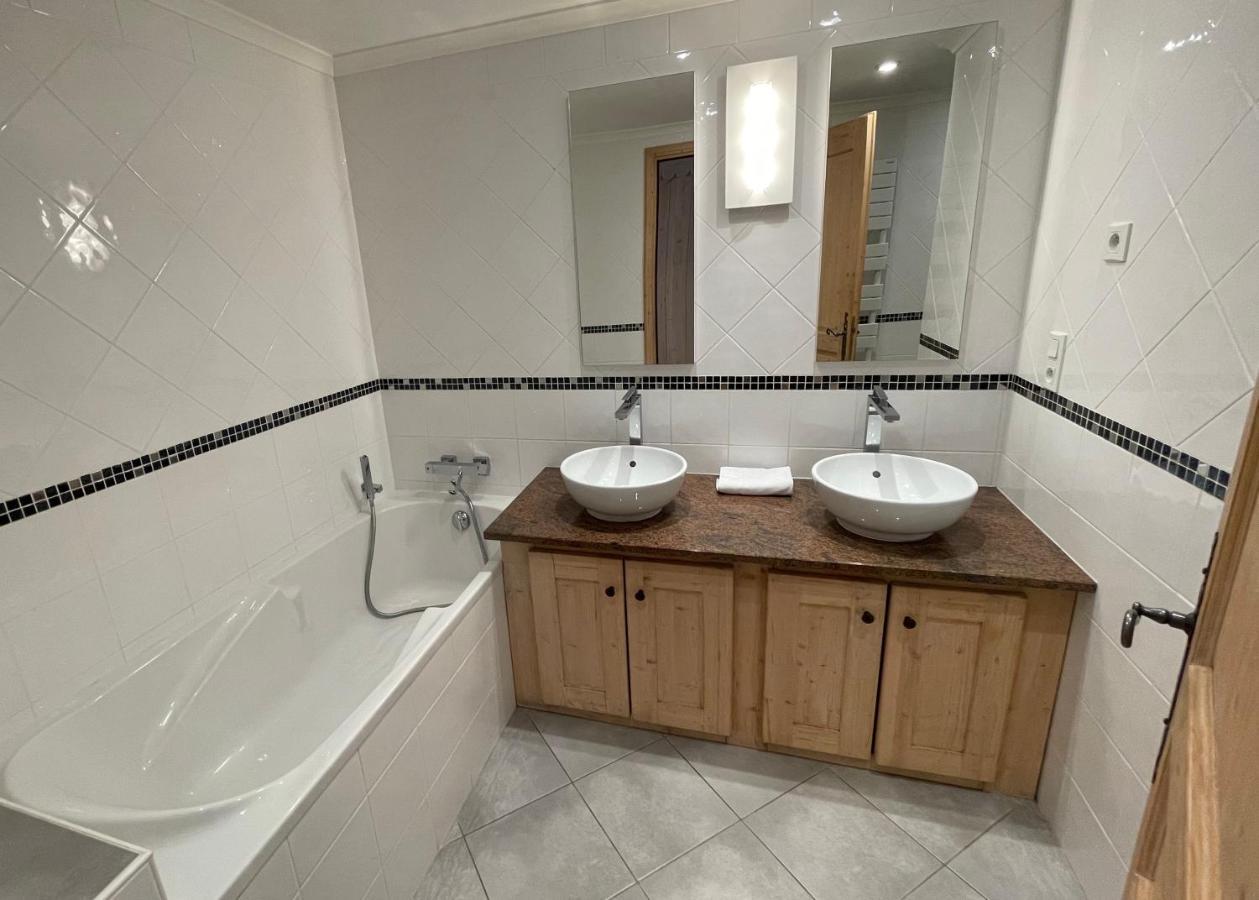 Residence Le Portillo วัลโตรองส์ ภายนอก รูปภาพ
